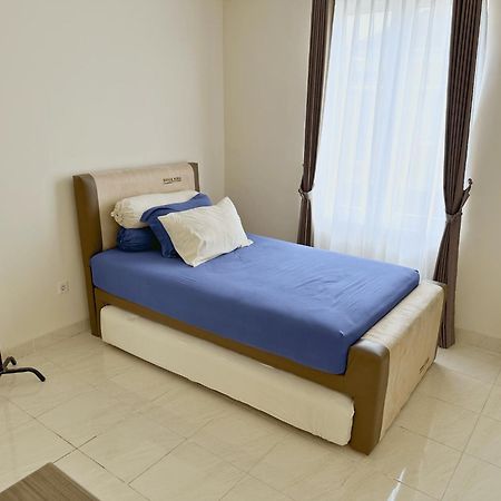 Blessimore Springhill 4Br Palembang Eksteriør billede