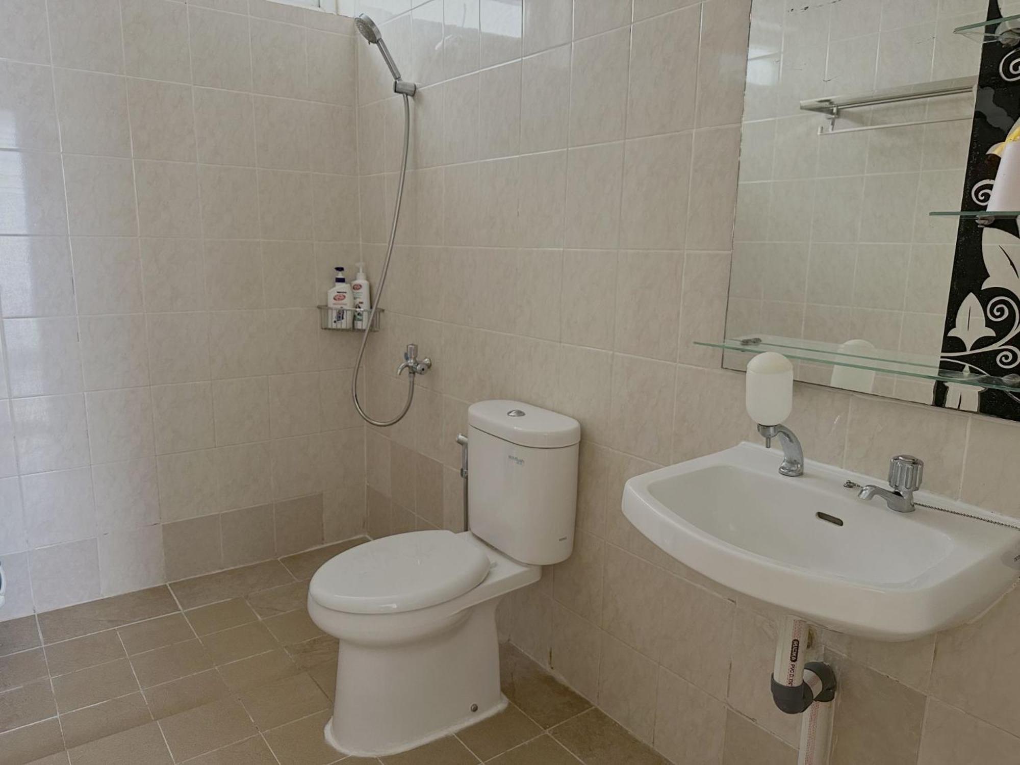 Blessimore Springhill 4Br Palembang Eksteriør billede